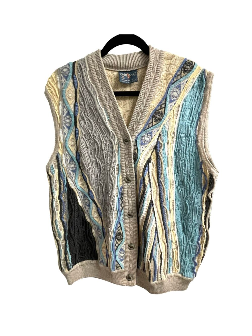 Geccu Sweater Vest Women’s Size Large 3D Coogi Style Pure Merino Wool Vintage